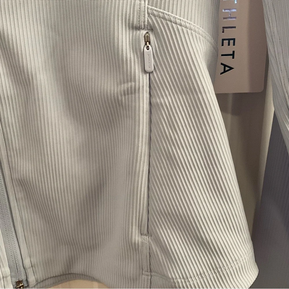 Athleta Salutation Ribbed Jacket III - NWT - Medium - Gossamer Blue Rib - Picture 5 of 12